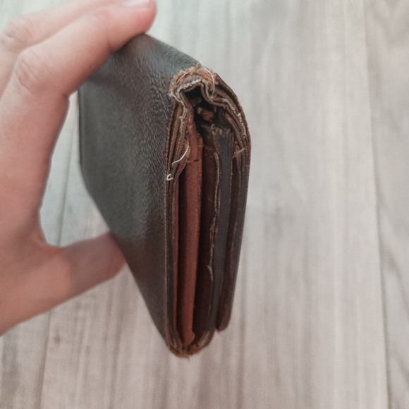 Louis Vuitton Monogram Tresor Bifold Wallet - Picture 3 of 9